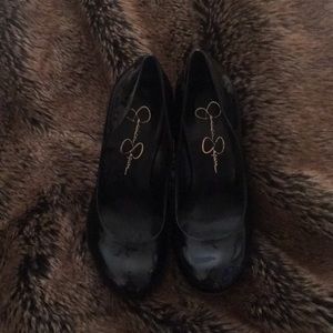 Black Jessica Simpson Patent Pumps